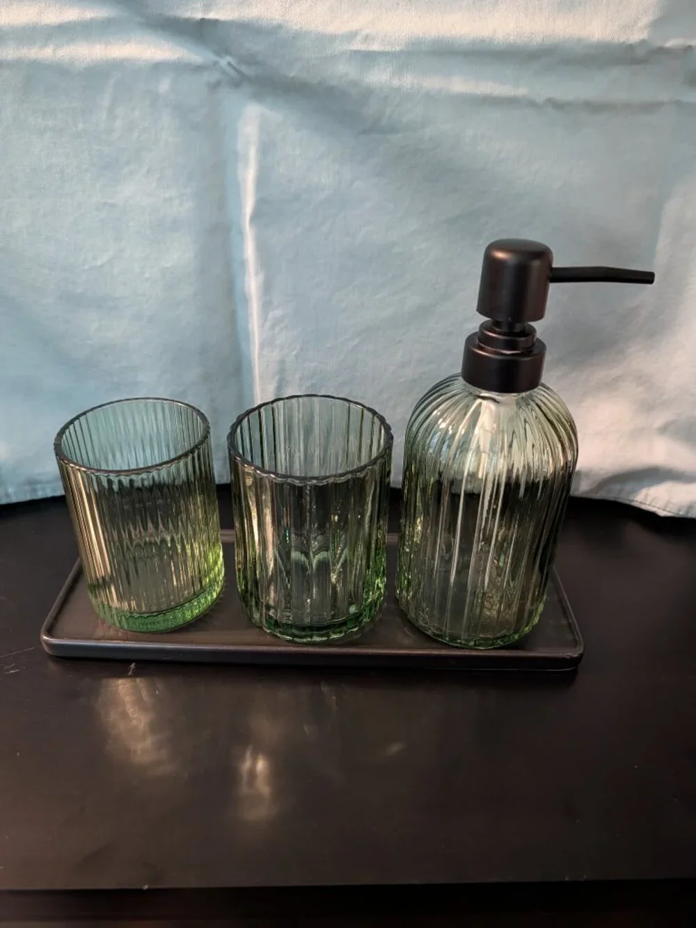 Shinowa 4 Piece Green Glass Bathroom Accessory Set